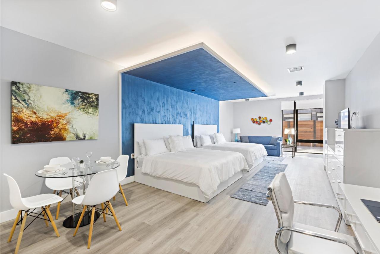 Full Suite, Balcony, Non-Smoking