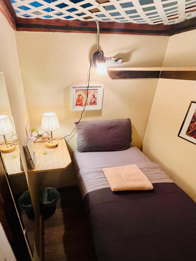Budget Single Room