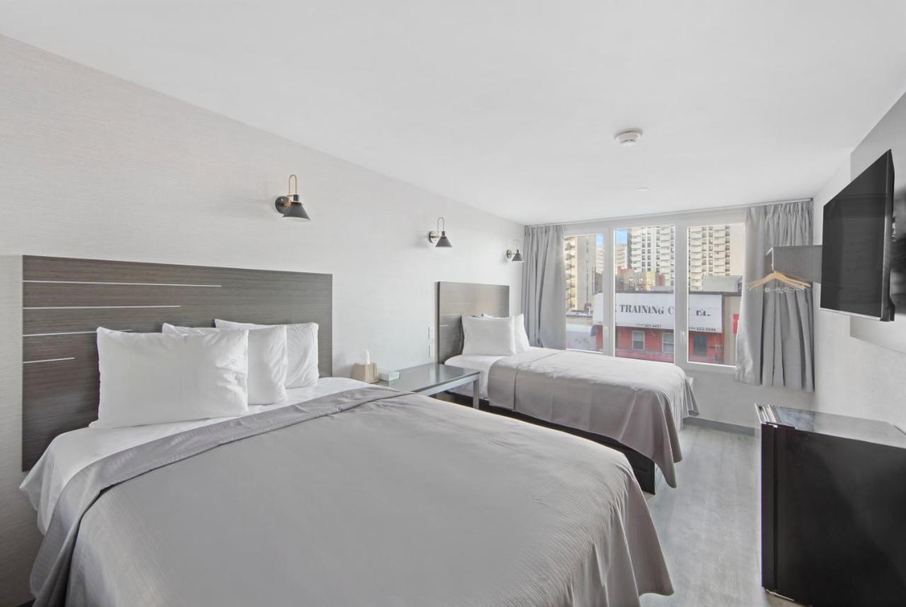 Queen Room with Two Queen Beds