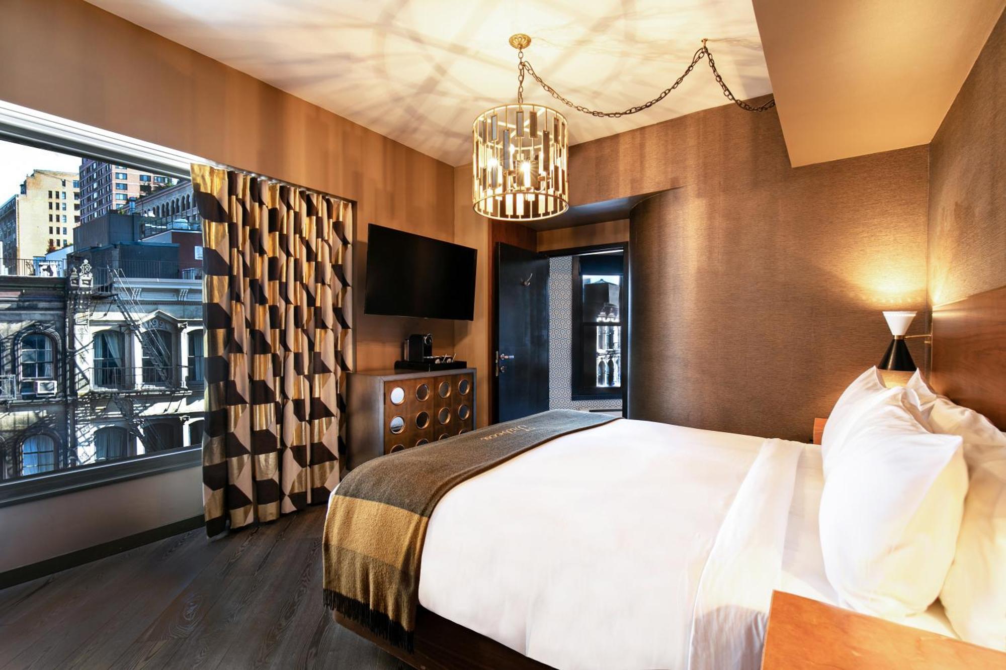 Studio King Room