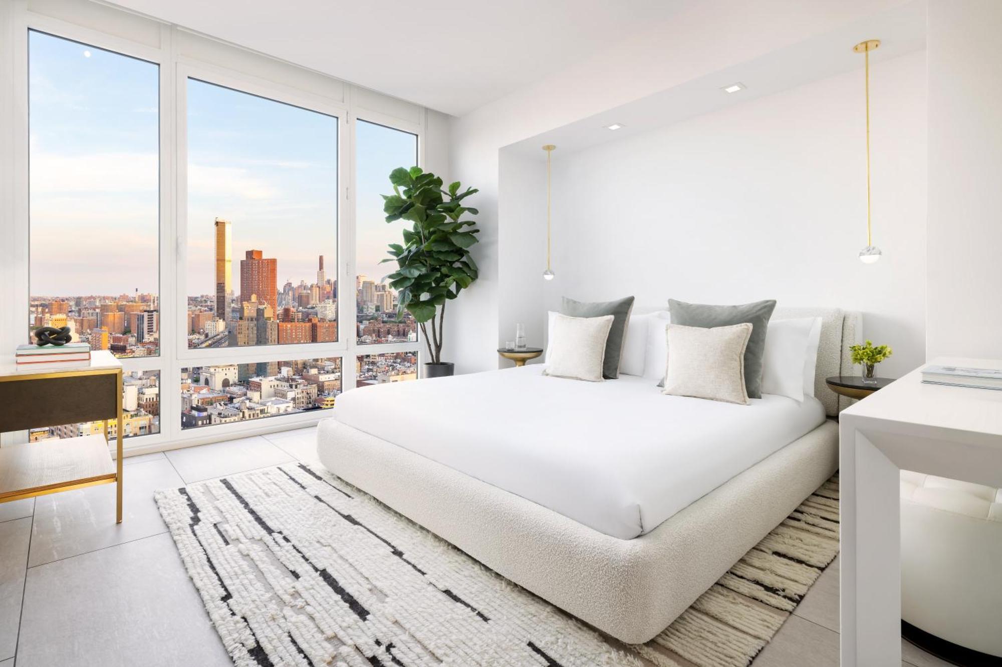 Penthouse Suite,1596022880:JPEG
