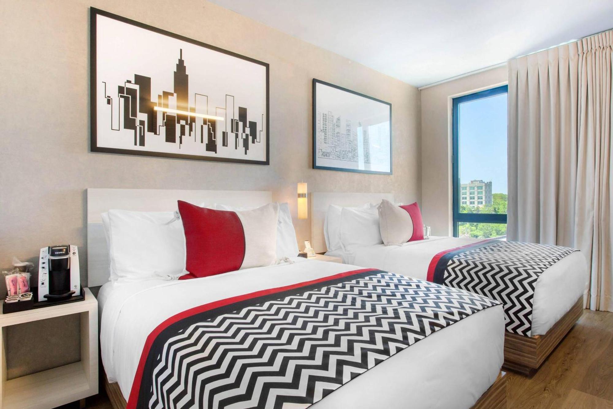 Double Room with Two Double Beds - Non-Smoking