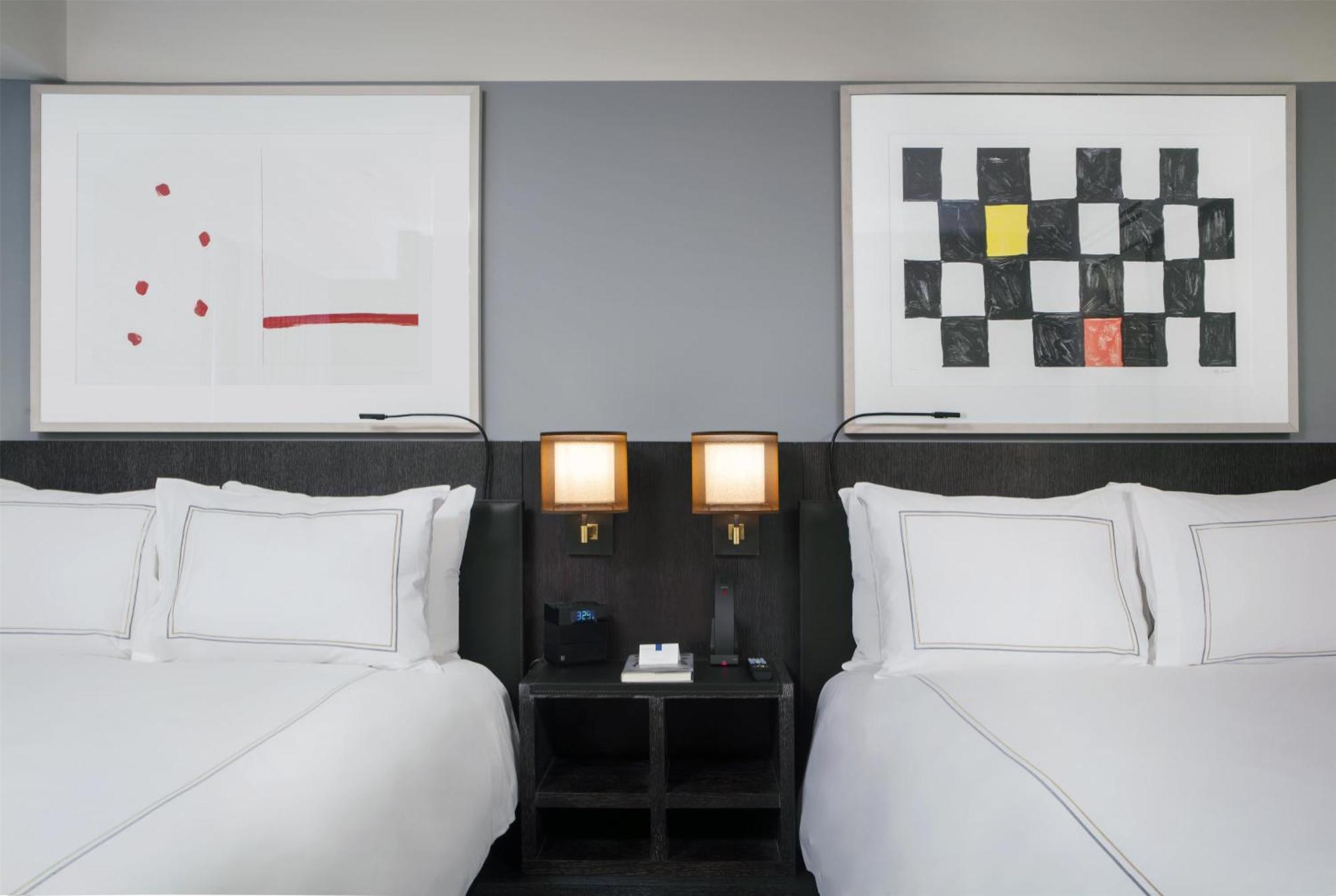 Deluxe Suite with Two Double Beds and Roll-in Shower - Mobility Access,1758291153:JPEG