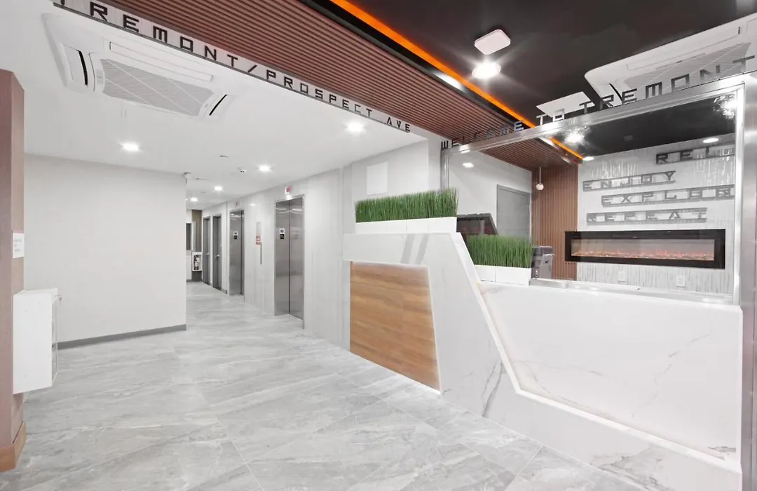 Tremont Hotel Bronx-Grand Opening-1