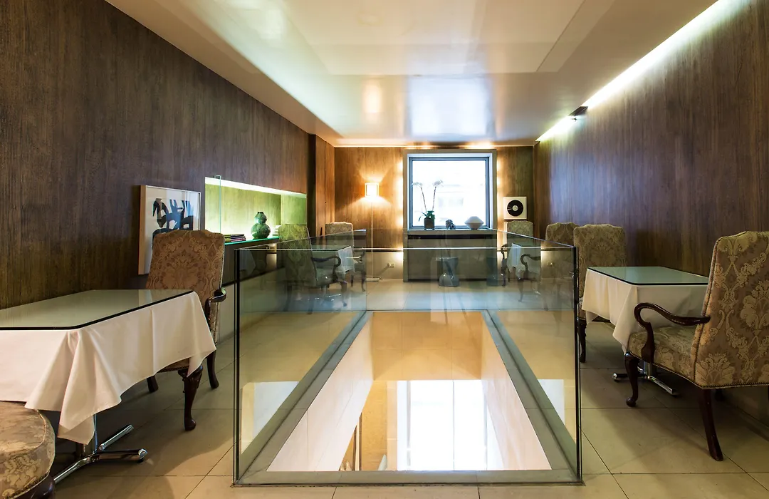 City Club Hotel-1