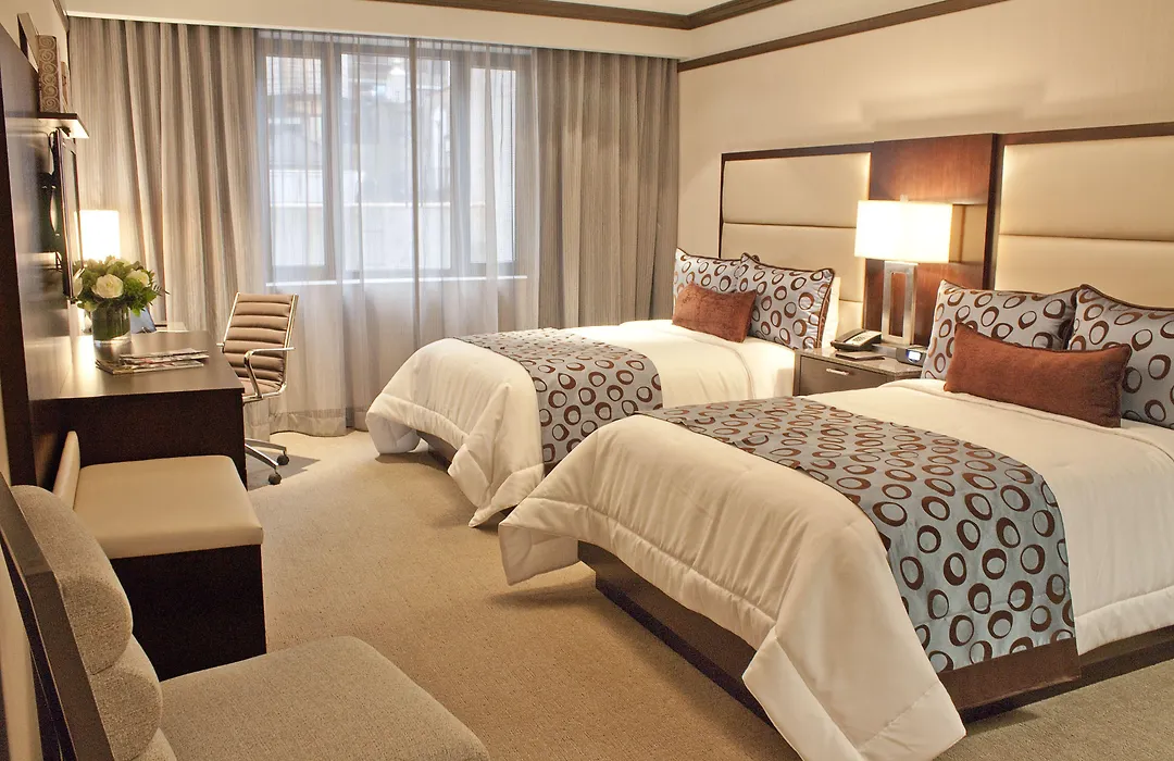 The Pearl Hotel-1