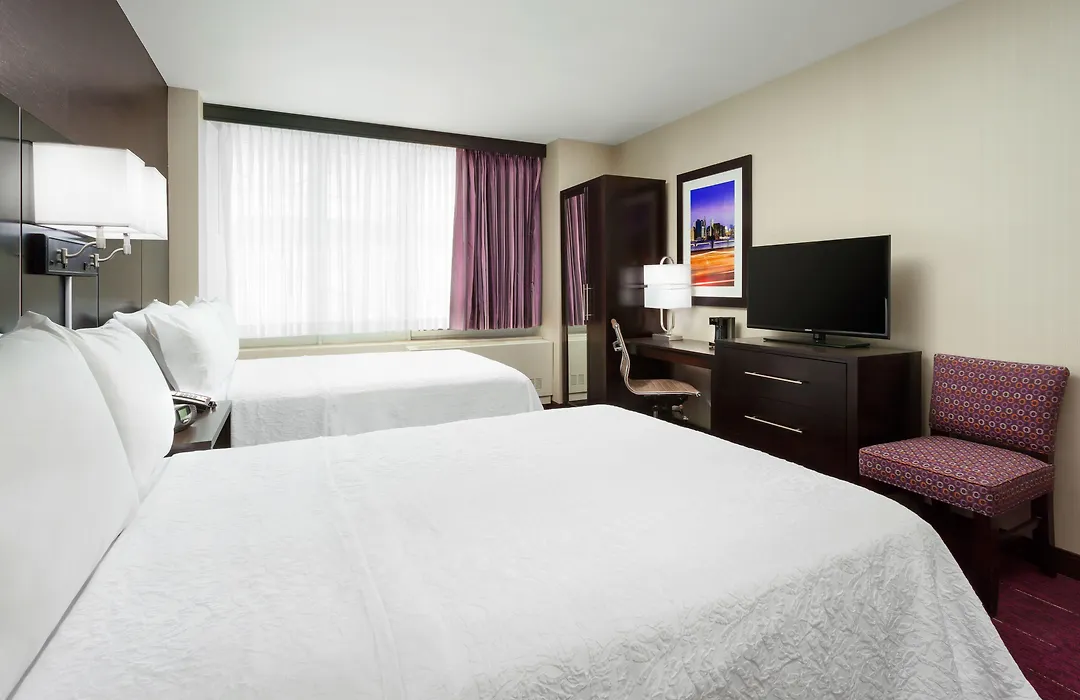 Hampton Inn Times Square Central-1