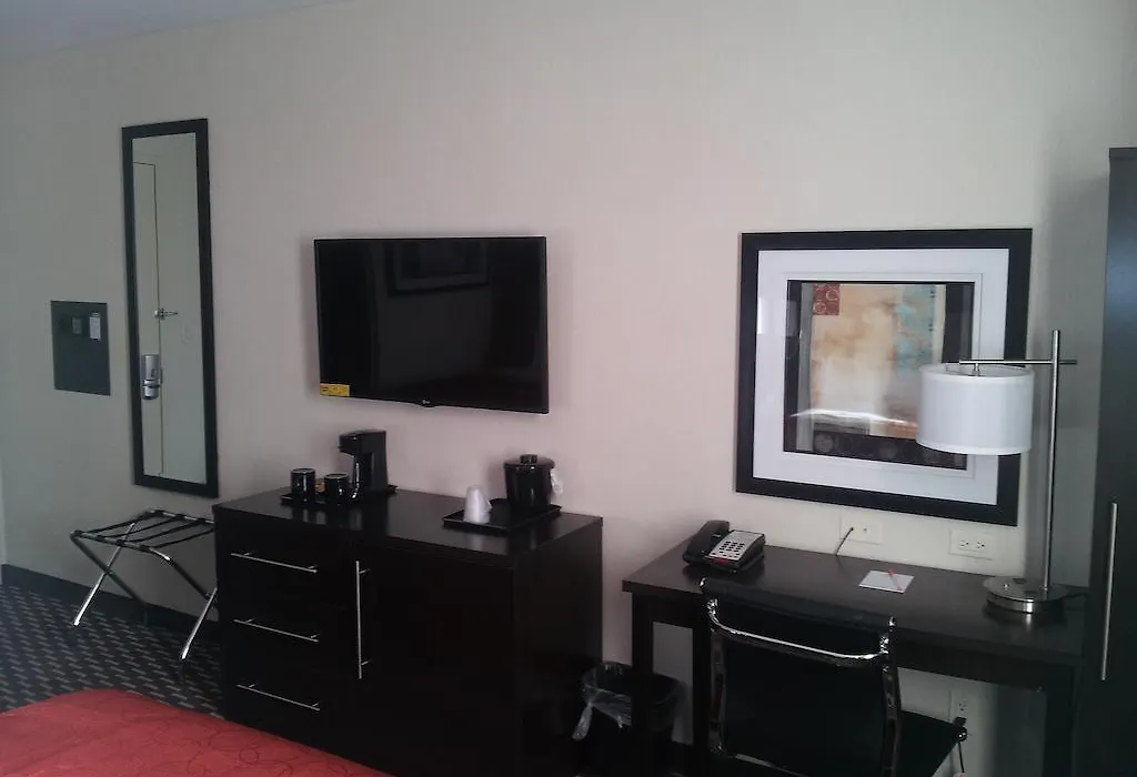 Howard Johnson By Wyndham Jamaica Ny Near Airtrain Jfk-1