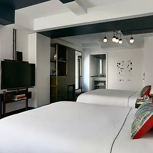 The Renwick Hotel New York: What To Expect From 4 star Hotel With