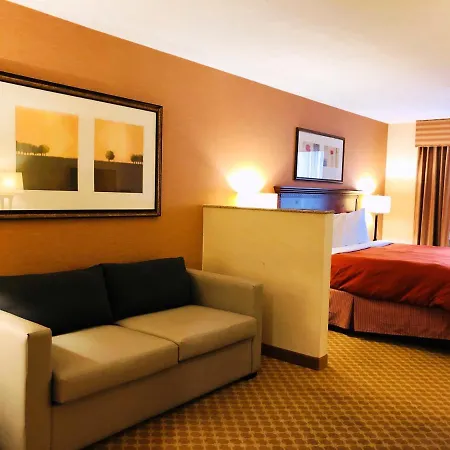 Queens County Inn And Suites-3