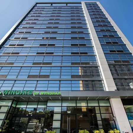 Wingate By Wyndham Long Island City-3