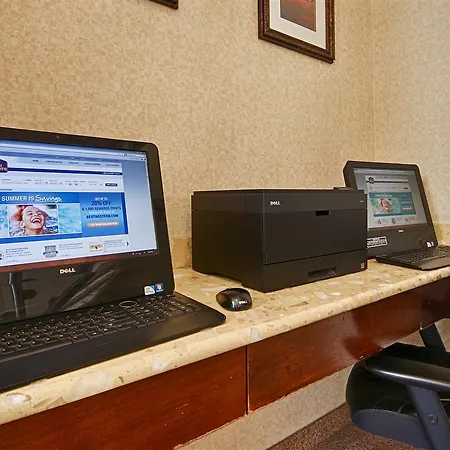 Best Western Plus Arena Hotel-3