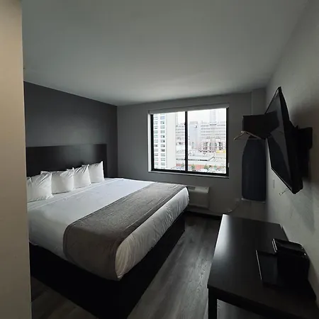 Capital Hotel Long Island City-3