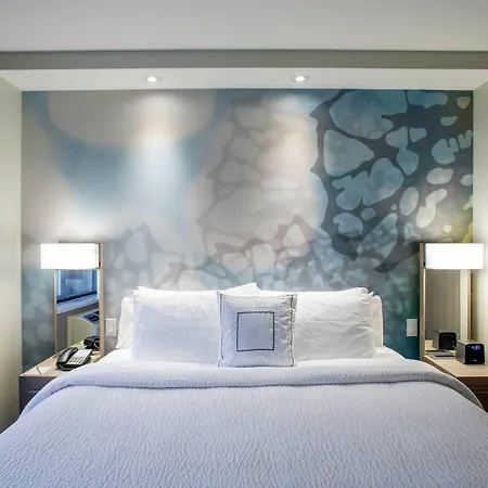 Courtyard By Marriott New York Queens/Fresh Meadows-3