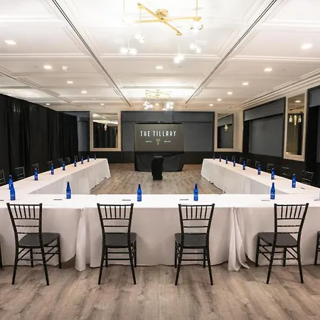 The Tillary Hotel Brooklyn-2