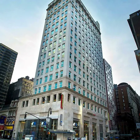 Courtyard By Marriott New York Manhattan/Herald Square-3